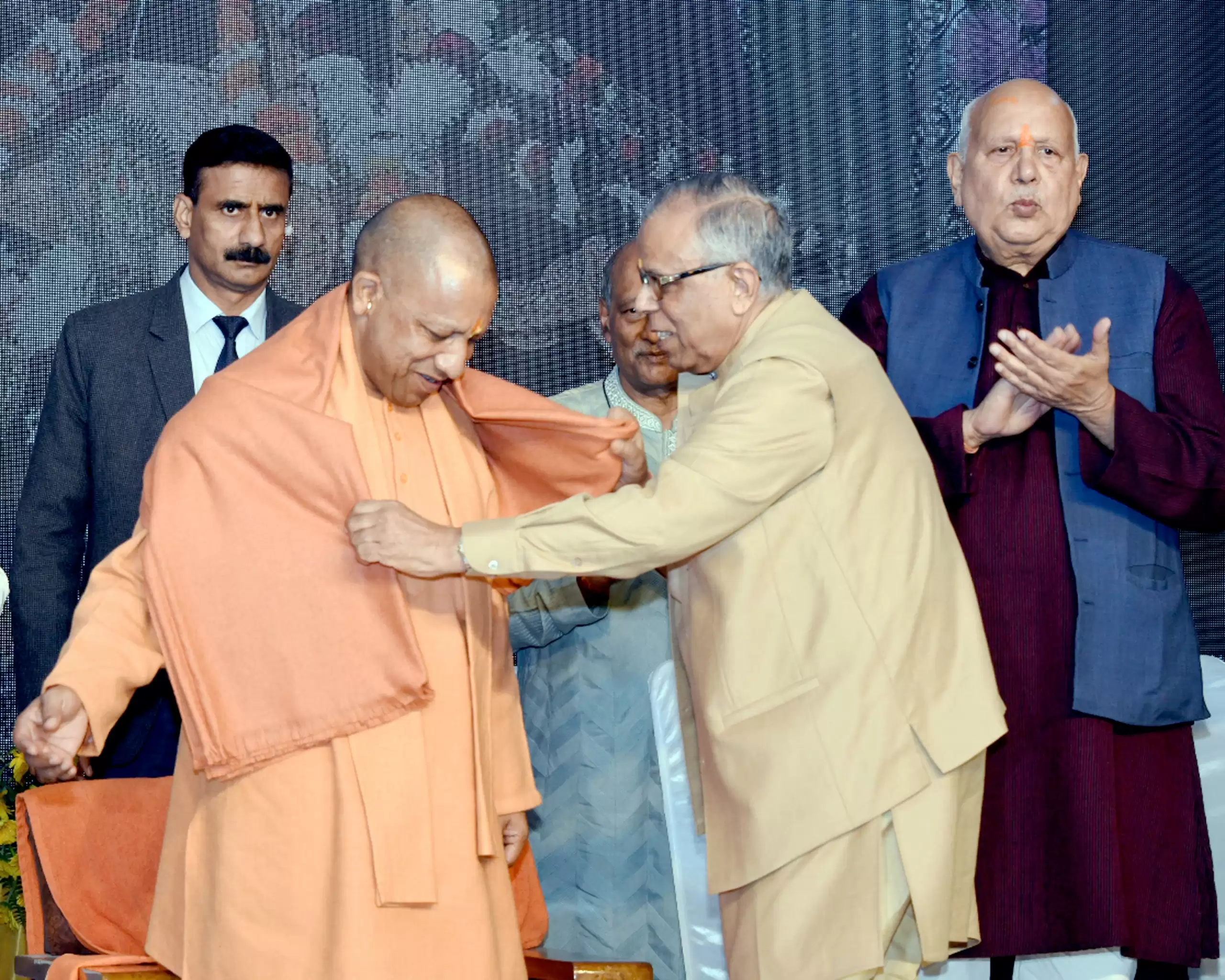 देश है तो धर्म है, धर्म है तो हम सब: योगी 