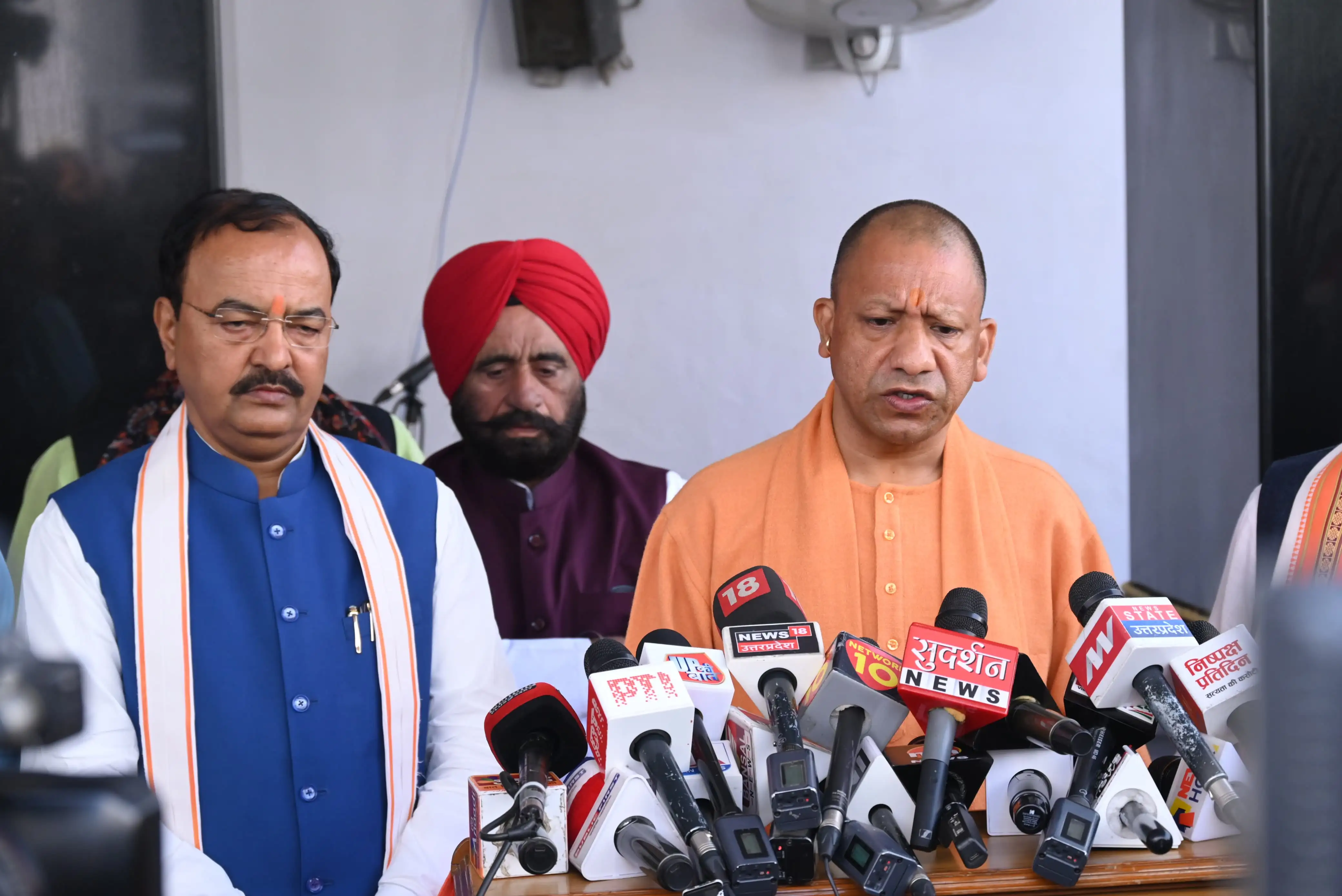 विधानमंडल से प्रारंभ होता है यूपी के विकास, सुरक्षा, समृद्धि का रास्ताः सीएम योगी