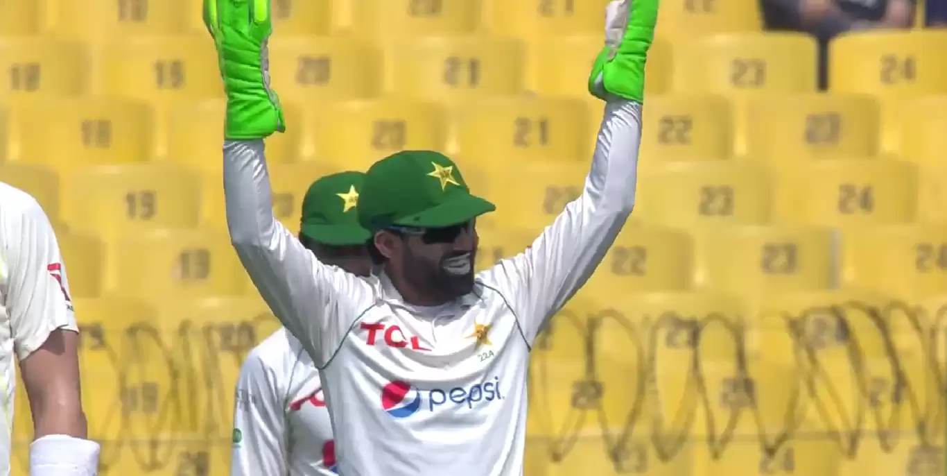 WATCH: “Make some noise” – Mohammad Rizwan, Shaheen Afridi urge the Lahore crowd to cheer them against Australia