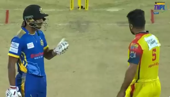 WATCH: Arun Karthik’s heart-warming gesture in the TNPL after being involved in a heated exchange