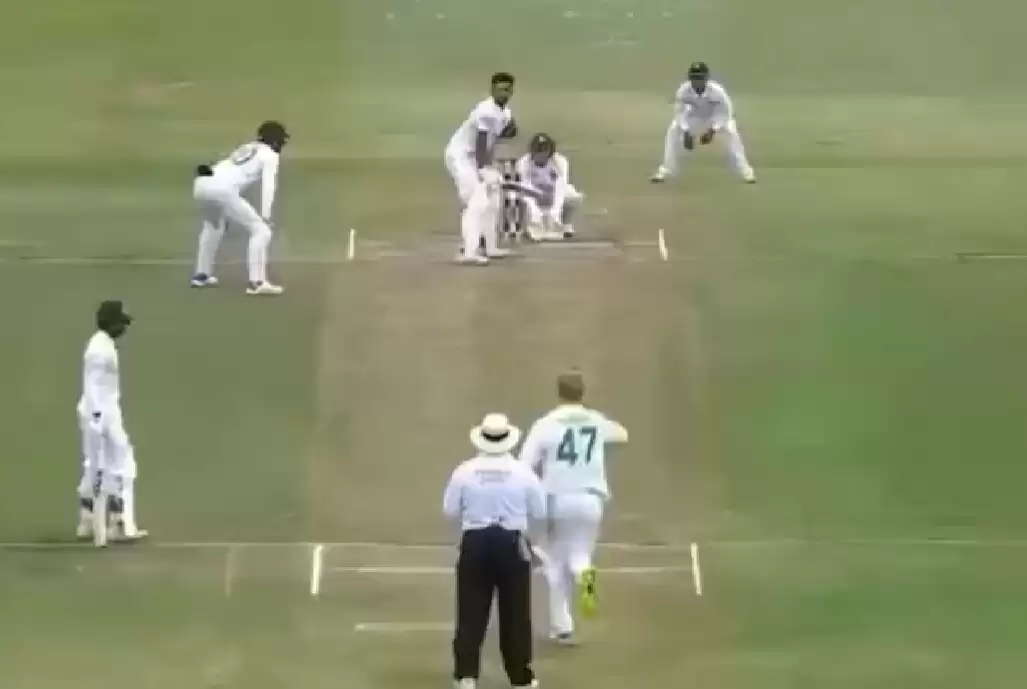 Watch: Simon Harmer’s rippers to left-handers in the SA v BAN Test