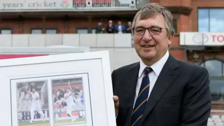 Lancashire chairman David Hodgkiss dies of COVID-19