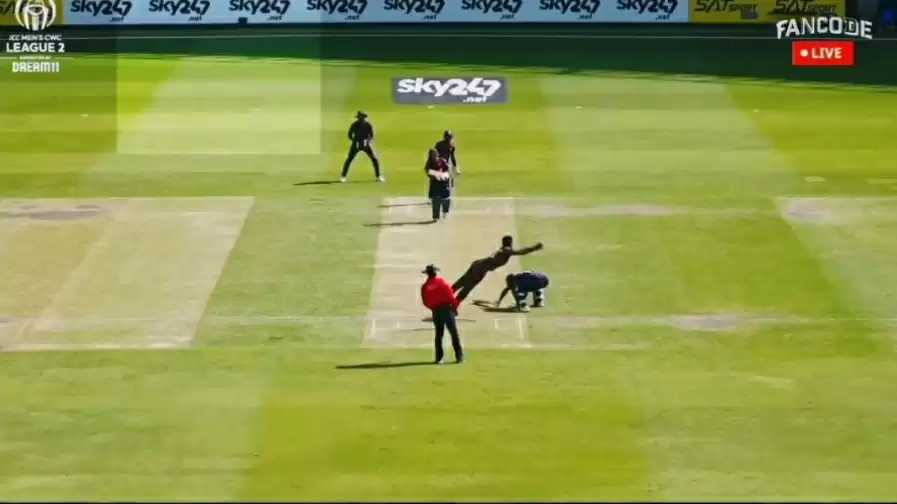 WATCH: UAE&rsquo;s Basil Hameed takes ridiculous return catch leaping outside the pitch across the non-striker