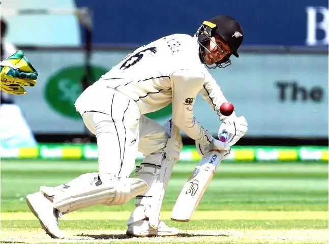 AUS v NZ: New Zealand make promising start after Australia make 454