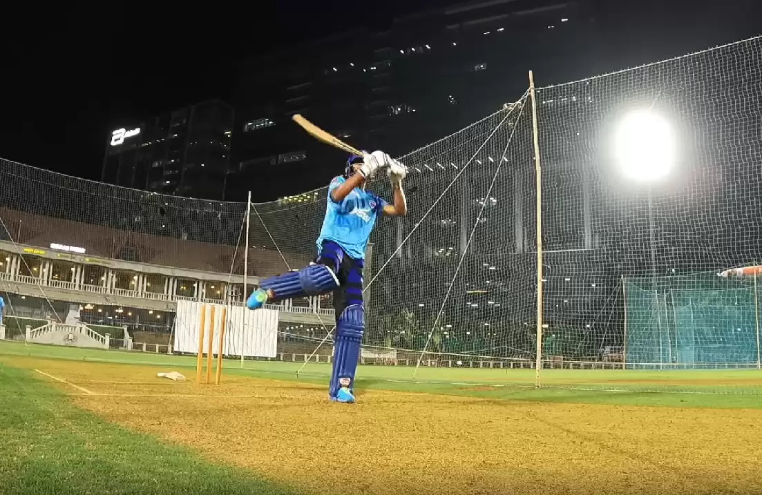 WATCH: Yash Dhull’s eye-catching No-look Upper Cut in Delhi Capitals’ Net Session
