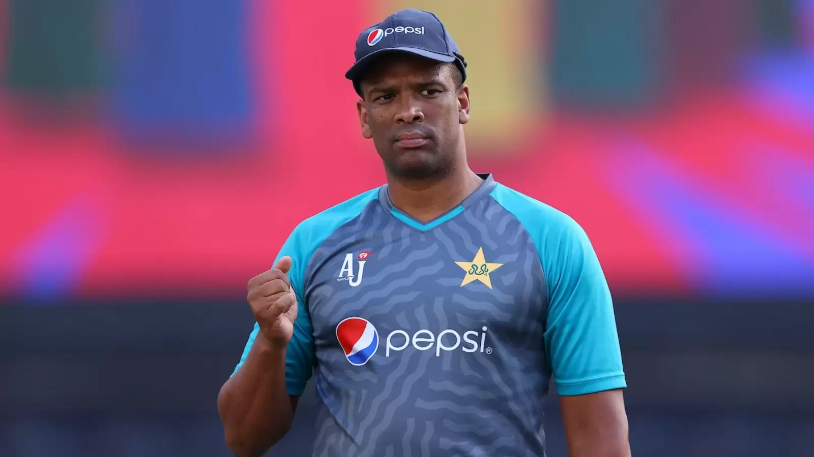 Vernon Philander: Was offered Pakistan bowling coach role; hours later Shaun Tait was appointed