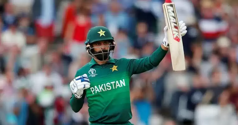 Mohammad Hafeez tested negative for COVID-19 after taking 2nd opinion
