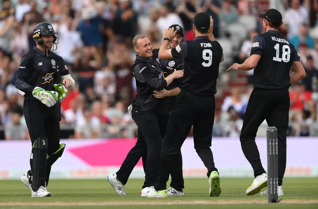 The Hundred: WATCH &ndash; Matt Parkinson invokes &lsquo;Shane Warne&rsquo;, gets Chris Cooke out with a peach