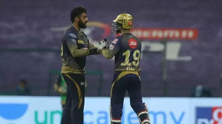 Watch: Varun Chakravarthy hits stumps, but bails don’t fall as Rayudu survives