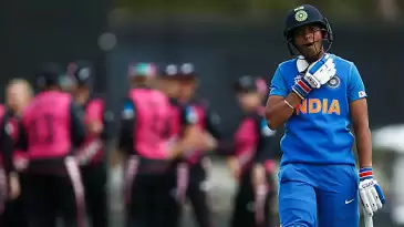 Is captaincy weighing Harmanpreet Kaur down?