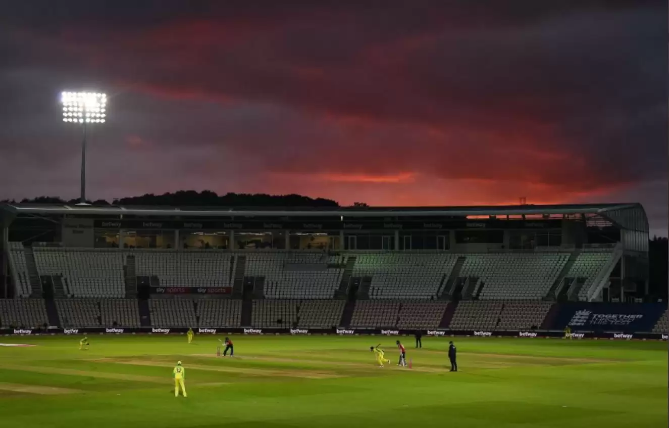 England v Australia, 3rd T20I, Southampton – Visitors regain number 1 ICC T20I ranking with consolation win