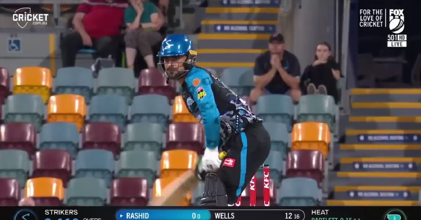 WATCH: Rashid Khan&rsquo;s peculiar dismissal to friend in the opposition camp, Mujeeb Ur Rahman