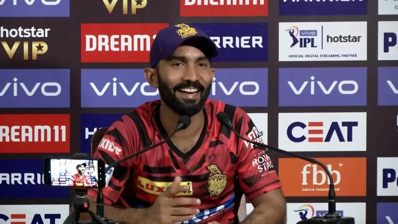 Dinesh Karthik apologizes to BCCI for violating contract clause after attending CPL team’s dressing room; board closes matter