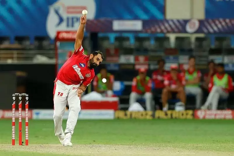 Mohammed Shami is the man of the match for me for his super over last night: Chris Gayle