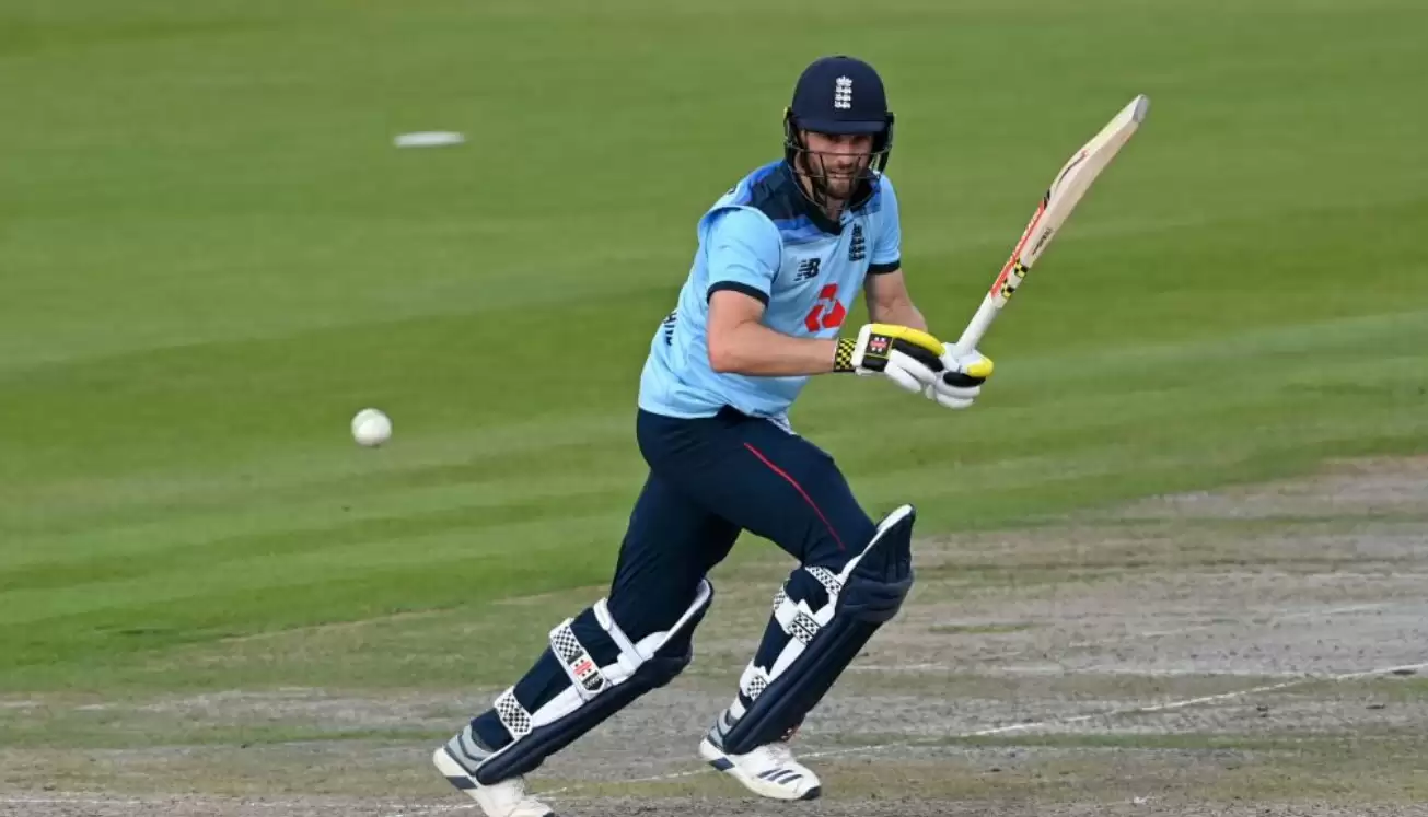England v Australia, 3rd ODI, Old Trafford – Maxwell, Carey’s heroics help Australia clinch series