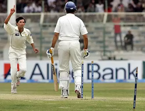 Grateful that players like Pietersen and de Villiers talk highly about me: Mohammad Asif