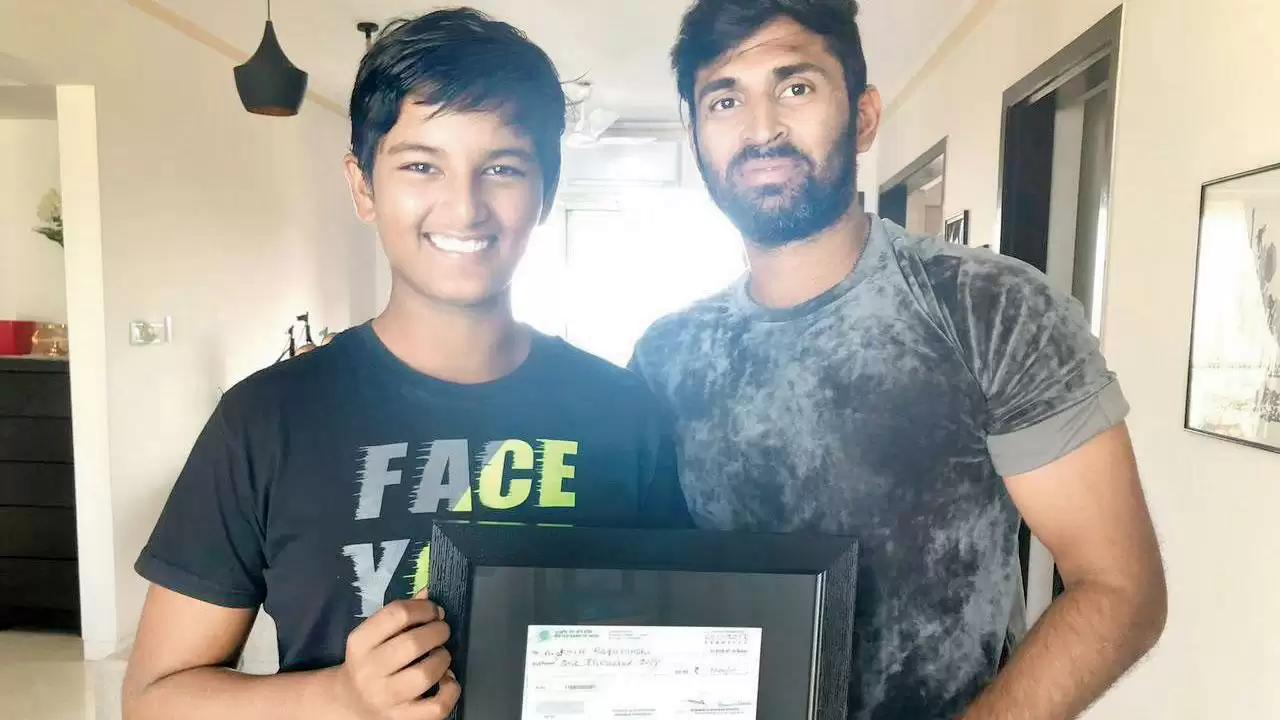 Meet Angkrish Raghuvanshi, Mumbai’s next ‘Rohit Sharma’ | U-19 World Cup 2022