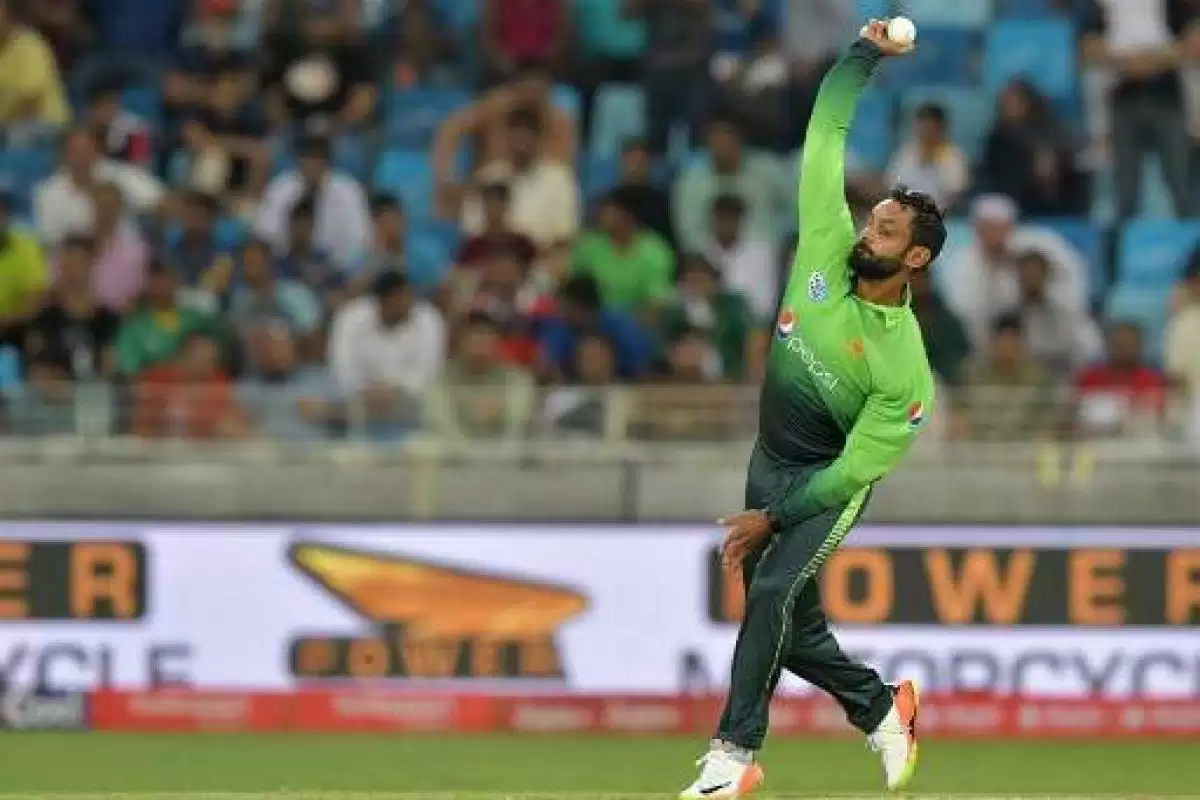 Mohammad Hafeez sent to isolation after breach of bio-security protocol