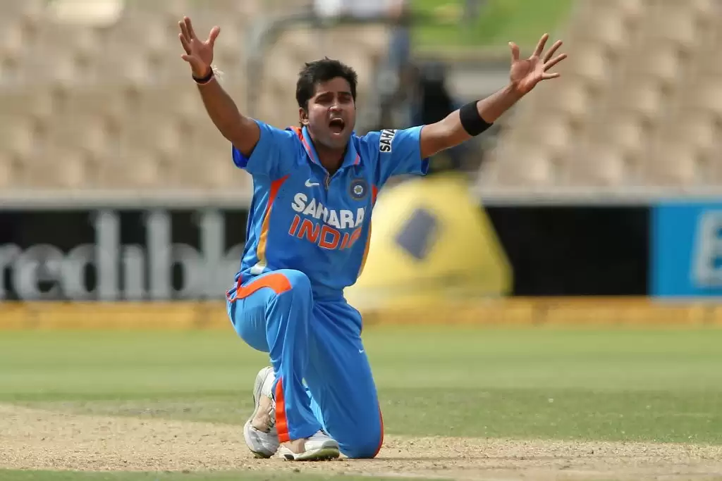 Vinay Kumar and Yusuf Pathan announce retirement from all forms of cricket