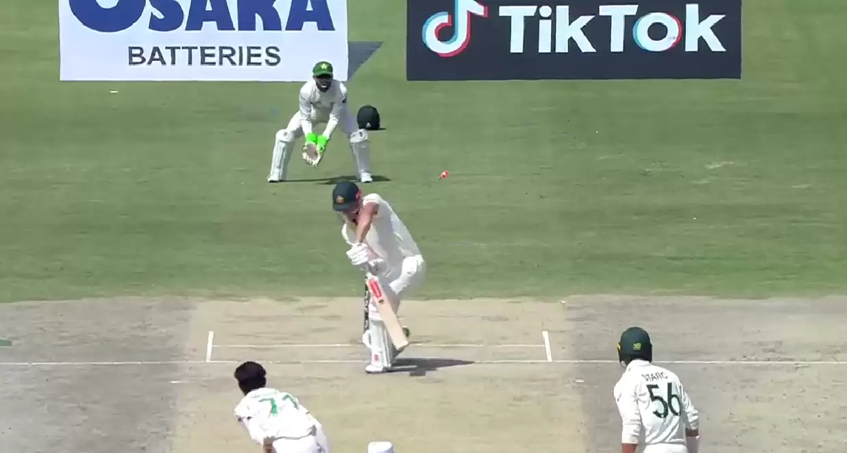 Watch: Naseem Shah sends a thunderbolt past the defence of Cameron Green