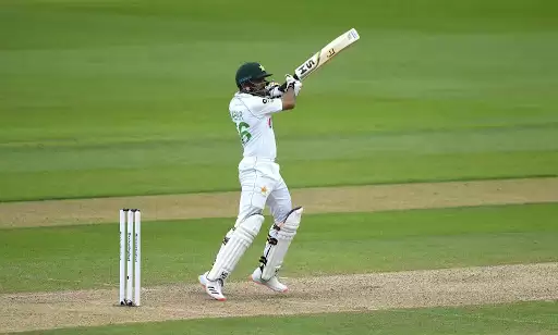 England v Pakistan, 1st Test, Day 1: Rain plays spoilsport amidst exciting day&rsquo;s play